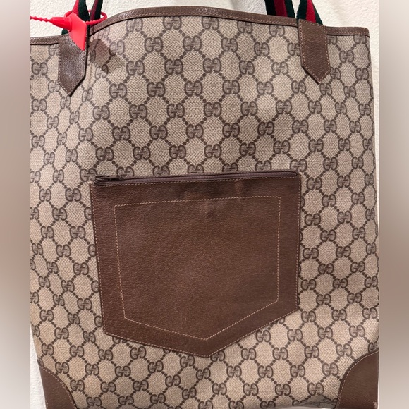 Gucci Supreme Web Tote - Picture 2 of 11